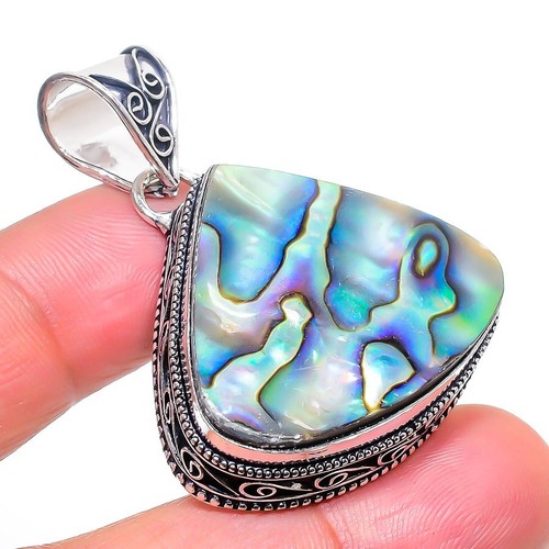 Pendentif pierre précieuse