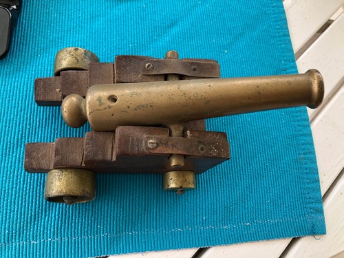 Ancien modèle miniature canon - modèle,