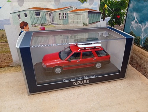 Renault nevada 1989 rouge - nevada,