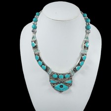 Collier boho vert tibétain