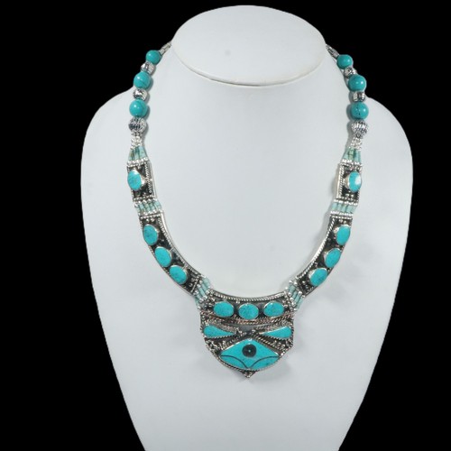 Collier boho vert tibétain