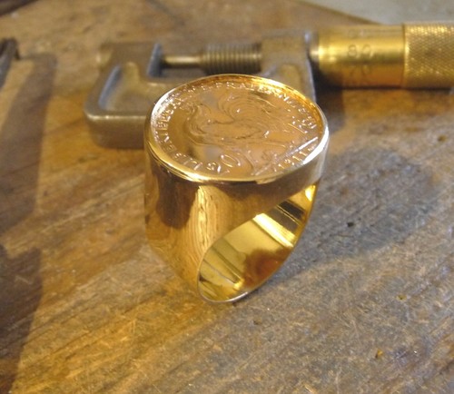 Chevalière ronde avec - or,