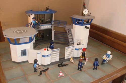 Commissariat playmobil 6919 - playmobil,