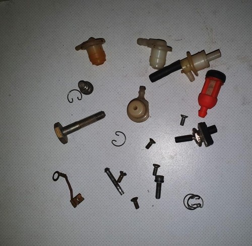 Lot petites pièces stihl - de,