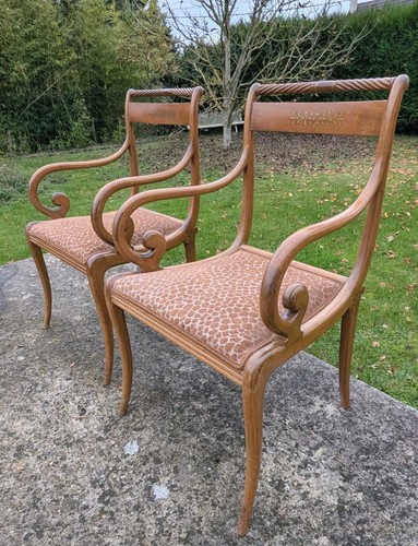 Paire fauteuils anciens - de,