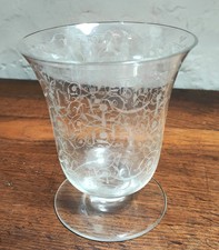 Vase Michelangelo en Cristal de Baccarat. Signature. Hauteur 13 cm. Bon état 