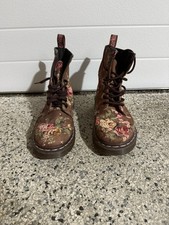 Doc Martens Victorian Floral