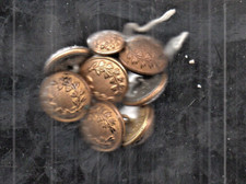lot 9 boutons anciens
