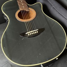 Guitare électrique acoustique