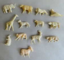 lot 13 figurines publicitaires