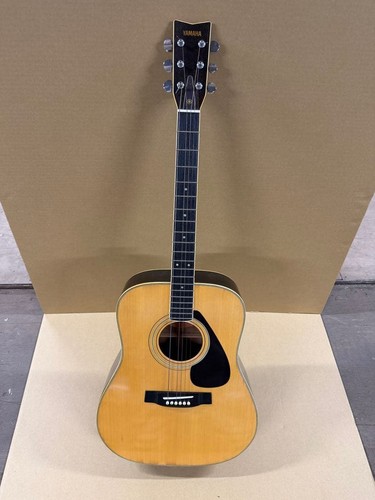 Yamaha 201 guitar made in - fg-201,