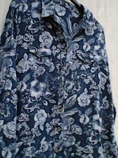 Chemisier bleu à fleurs T 46