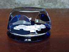 Sulfure presse papier en cristal signé Baccarat 1956