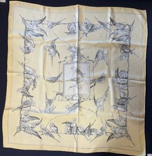 Foulard Hermès motif perruche