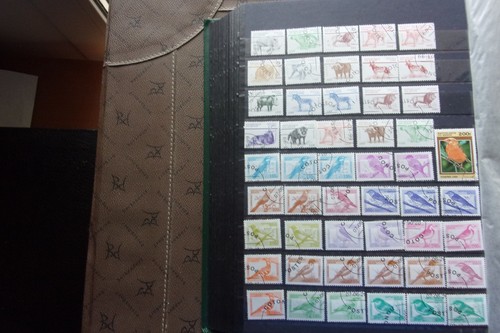 Benin lot timbres obl - -,