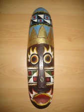 Masque Africain en Bois Peint