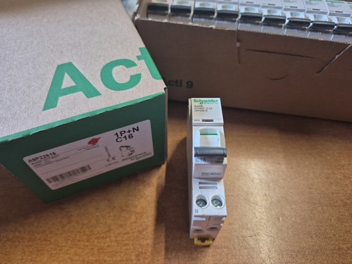 Schneider a9p22616 - schneider,