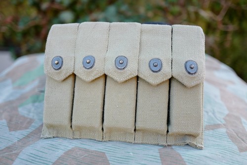 Militaria porte chargeur - -,