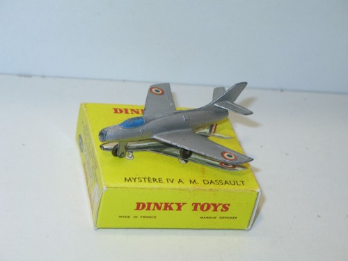 Dinky toys avion - avion, mystére