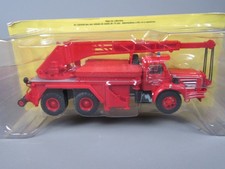 D195 Camion Grue 15 tonnes