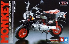 Tamiya 16032 - 1/6 Honda
