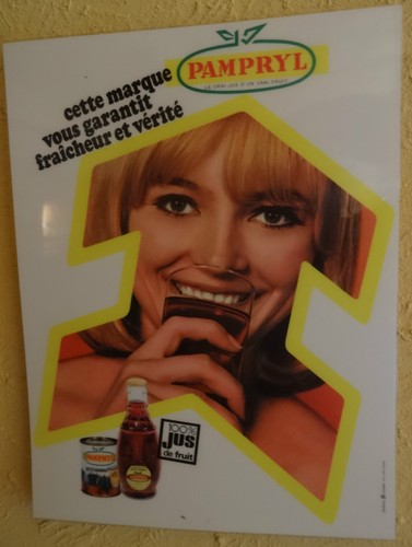 Publicite en carton - en,