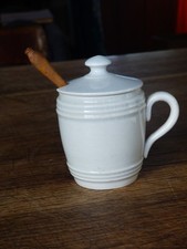 petit moutardier en porcelaine