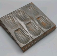 ?Lot de 4 moules à madeleine en métal, Vintage