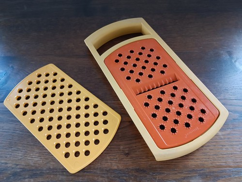 Râpe tupperware jaune - râpe,