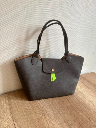 sac longchamps gris