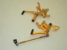 Platine repose pied avant