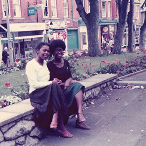 Big joanie sistahs - big,