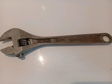 Clé molette FACOM 113/10 26