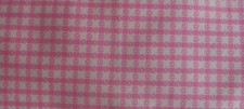 COUPON TISSU CARREAUX ROSE
