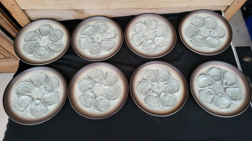 Lot assiettes à - lot, huitres