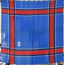 Foulard soie yves saint - yves,