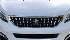 Autocollants Covering Super Chrome pour calendre Peugeot Traveller 2016 / 2023