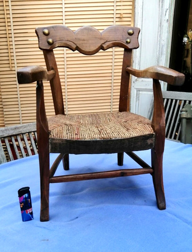 Ancien petit fauteuil - petit, paillé