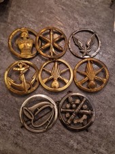 Lot d’ INSIGNE DE BERET - ARTHUS BERTRAND