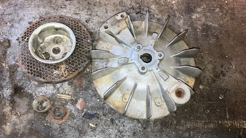 Volant magnetique avec ecrou - avec,