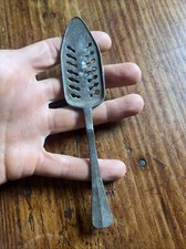 Cuillère a Absinthe Bistro