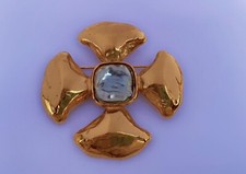 Pendentif Yves Saint Laurent