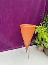 Bac a plantes. Pot design "Santavase" diam. 40cm. x h. 85cm. couleur Terra cotta