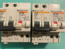   Lot de 2 disjoncteurs différentiel merlin gerin C16 24202  Vigi TYPE AC 26509