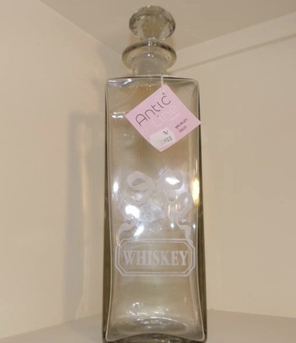 Carafe whisky bouchon - à,