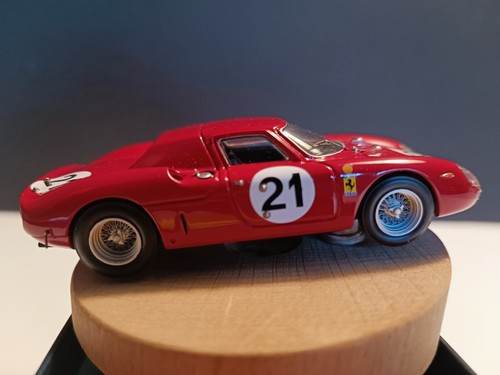 Amr 250 vainqueur 1965 - 250,