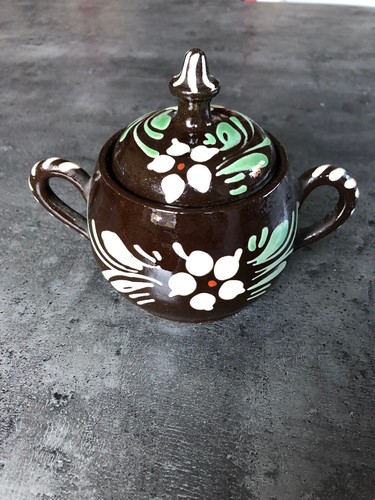 Ancien pot ancé couvercle