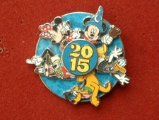PIN'S DISNEY 2015 -