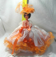 Ancienne poupée lampe