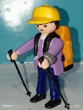 PLAYMOBIL FIGURINE RANDONNEUR